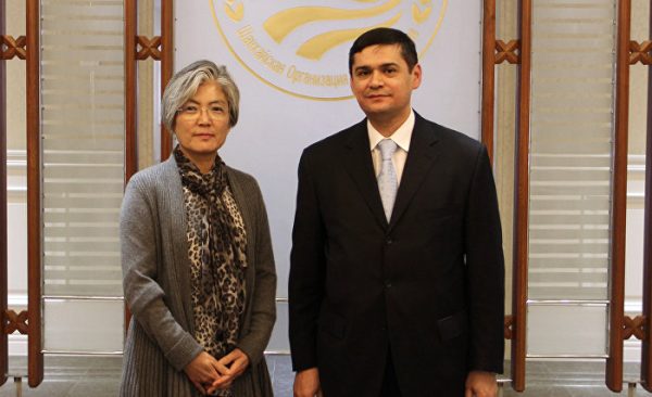 上海合作组织副秘书长诺斯罗夫会见联合国负责人道事务的 助理秘书长兼救援事务副协调员康京和