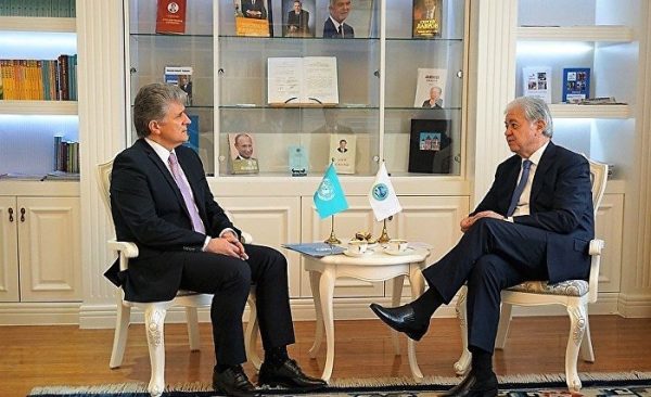 上合组织秘书长会见联合国主管政治事务的秘书长助理