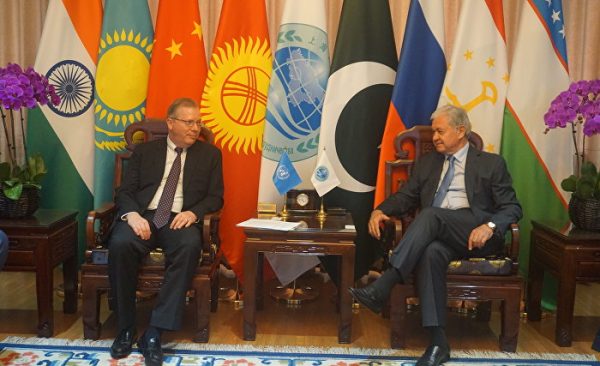 上合组织与联合国继续开展合作：上合组织秘书长会见联合国驻中国代表