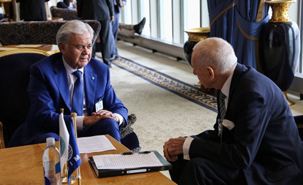 上海合作组织秘书长与国际移民组织总干事在纽约举行会晤