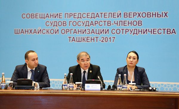 伊曼多索夫:“最高法院院长合作机制极大地丰富了上合组织独具特色的多边合作实践活动”