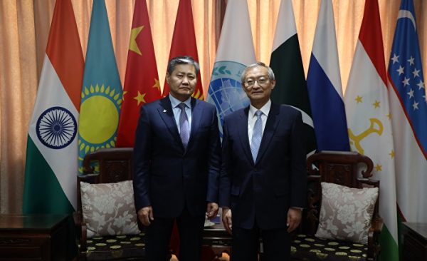 上海合作组织秘书长张明会见蒙古驻华大使巴德尔勒