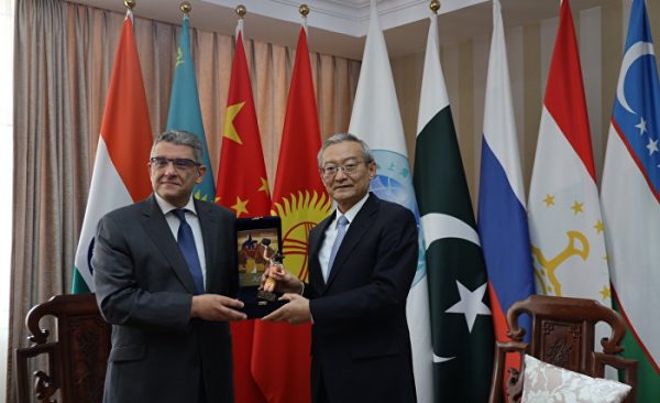 上海合作组织秘书长张明会见埃及驻华大使穆罕默德·巴德里